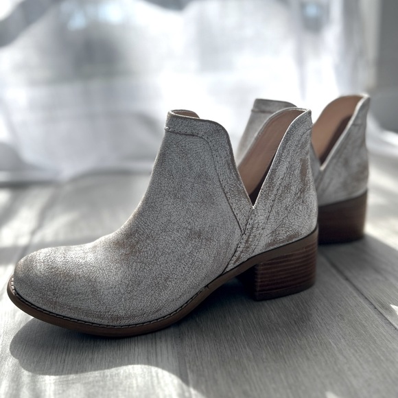 Diba True Vintage leather Work Nerd ankle booties size 8 - Picture 1 of 13